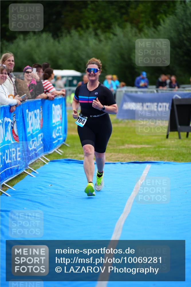 30.08.2026 - Elbe Triathlon Hamburg LAZAROV Photography http://msf.ph/oto/10069281 30.08.2026 12:35:05 Ziel 1704 meine-sportfotos.de