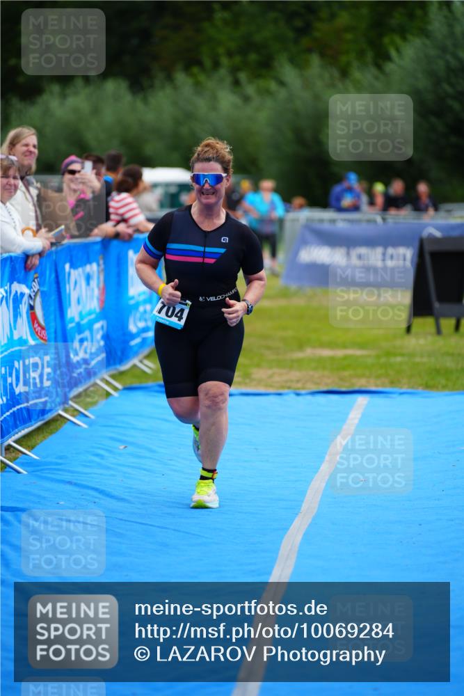 30.08.2026 - Elbe Triathlon Hamburg LAZAROV Photography http://msf.ph/oto/10069284 30.08.2026 12:35:05 Ziel 1704 meine-sportfotos.de