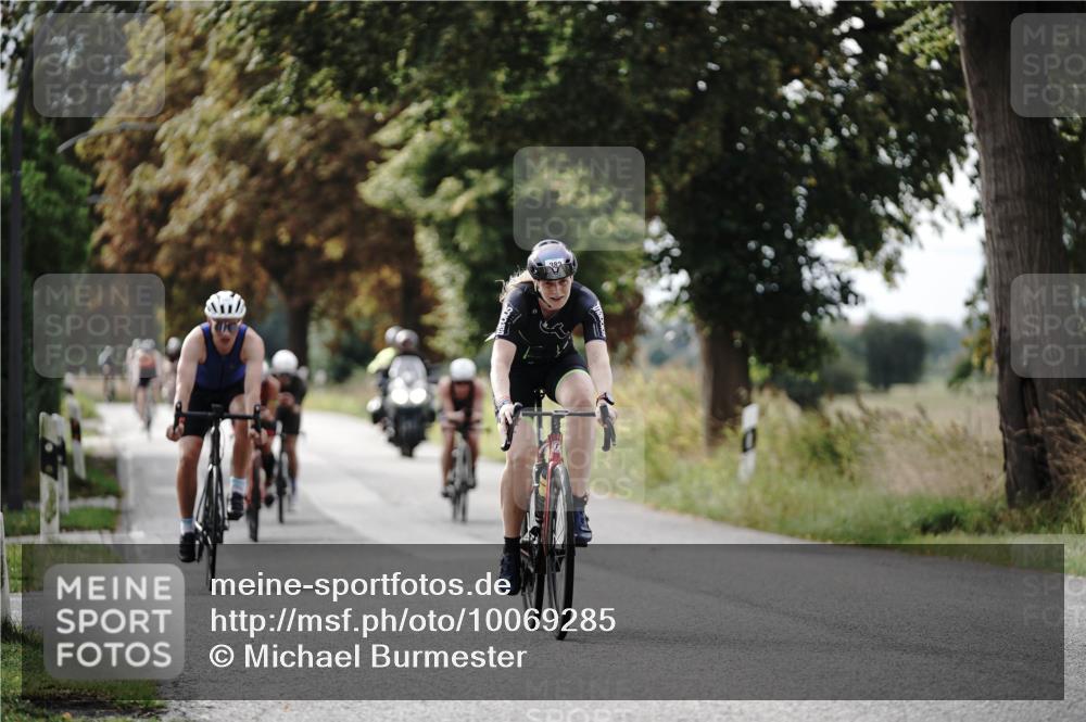 30.08.2026 - Elbe Triathlon Hamburg Michael Burmester http://msf.ph/oto/10069285 30.08.2026 09:41:02 Radfahren 251, 294, 341, 347, 382, 581, 802 meine-sportfotos.de