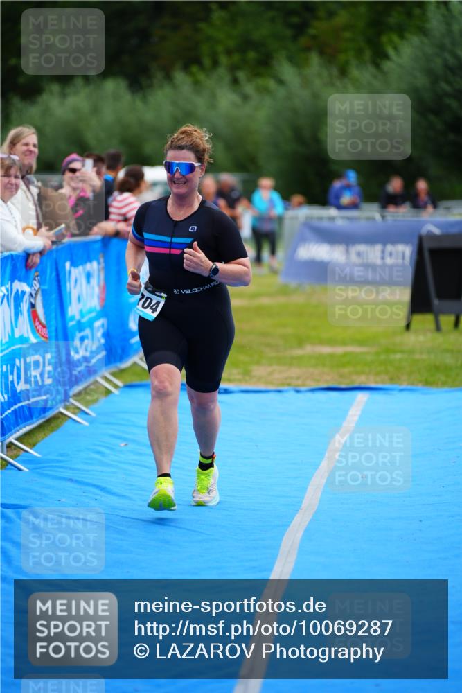30.08.2026 - Elbe Triathlon Hamburg LAZAROV Photography http://msf.ph/oto/10069287 30.08.2026 12:35:06 Ziel 1674, 1704 meine-sportfotos.de
