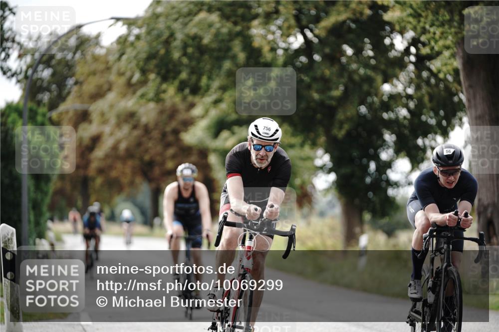 30.08.2026 - Elbe Triathlon Hamburg Michael Burmester http://msf.ph/oto/10069299 30.08.2026 09:41:11 Radfahren 359, 540, 563, 595, 756, 768, 802, 1896 meine-sportfotos.de