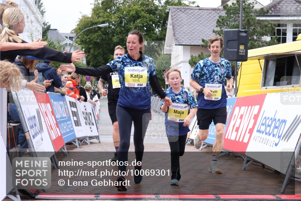 30.08.2026 - Blankeneser Heldenlauf Lena Gebhardt http://msf.ph/oto/10069301 30.08.2026 10:03:42 Ziel 1015, 1017, 1540 meine-sportfotos.de