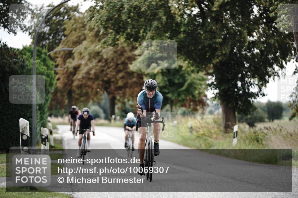 30.08.2026 - Elbe Triathlon Hamburg Michael Burmester http://msf.ph/oto/10069307 30.08.2026 09:41:14 Radfahren 359, 540, 563, 595, 603, 756, 768 meine-sportfotos.de