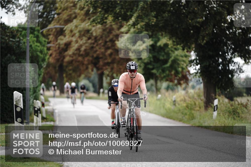 30.08.2026 - Elbe Triathlon Hamburg Michael Burmester http://msf.ph/oto/10069327 30.08.2026 09:41:23 Radfahren 287, 472, 603, 880, 887 meine-sportfotos.de