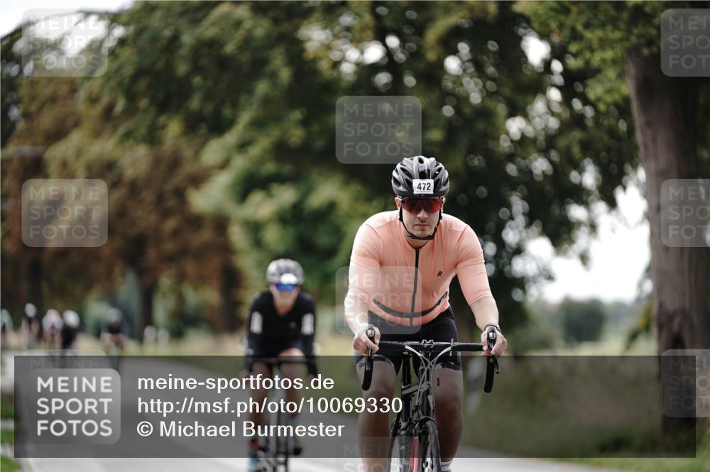 30.08.2026 - Elbe Triathlon Hamburg Michael Burmester http://msf.ph/oto/10069330 30.08.2026 09:41:25 Radfahren 287, 310, 472, 880, 887 meine-sportfotos.de