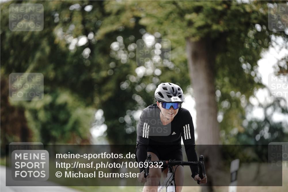 30.08.2026 - Elbe Triathlon Hamburg Michael Burmester http://msf.ph/oto/10069332 30.08.2026 09:41:26 Radfahren 287, 310, 472, 880, 887 meine-sportfotos.de