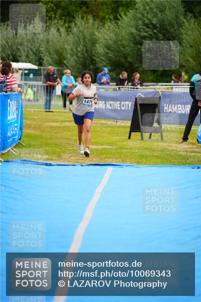 30.08.2026 - Elbe Triathlon Hamburg LAZAROV Photography http://msf.ph/oto/10069343 30.08.2026 12:35:57 Ziel 1476 meine-sportfotos.de