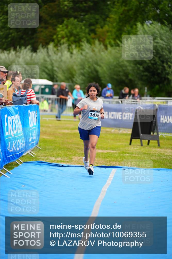30.08.2026 - Elbe Triathlon Hamburg LAZAROV Photography http://msf.ph/oto/10069355 30.08.2026 12:35:58 Ziel 1476 meine-sportfotos.de
