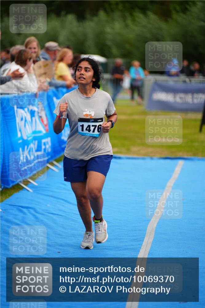30.08.2026 - Elbe Triathlon Hamburg LAZAROV Photography http://msf.ph/oto/10069370 30.08.2026 12:36:01 Ziel 1476 meine-sportfotos.de