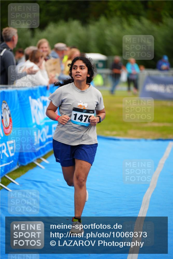 30.08.2026 - Elbe Triathlon Hamburg LAZAROV Photography http://msf.ph/oto/10069373 30.08.2026 12:36:01 Ziel 1476 meine-sportfotos.de