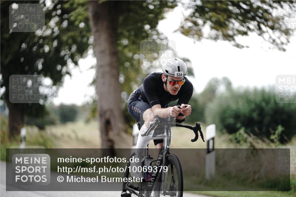 30.08.2026 - Elbe Triathlon Hamburg Michael Burmester http://msf.ph/oto/10069379 30.08.2026 09:41:49 Radfahren 446, 534, 547, 585, 619 meine-sportfotos.de