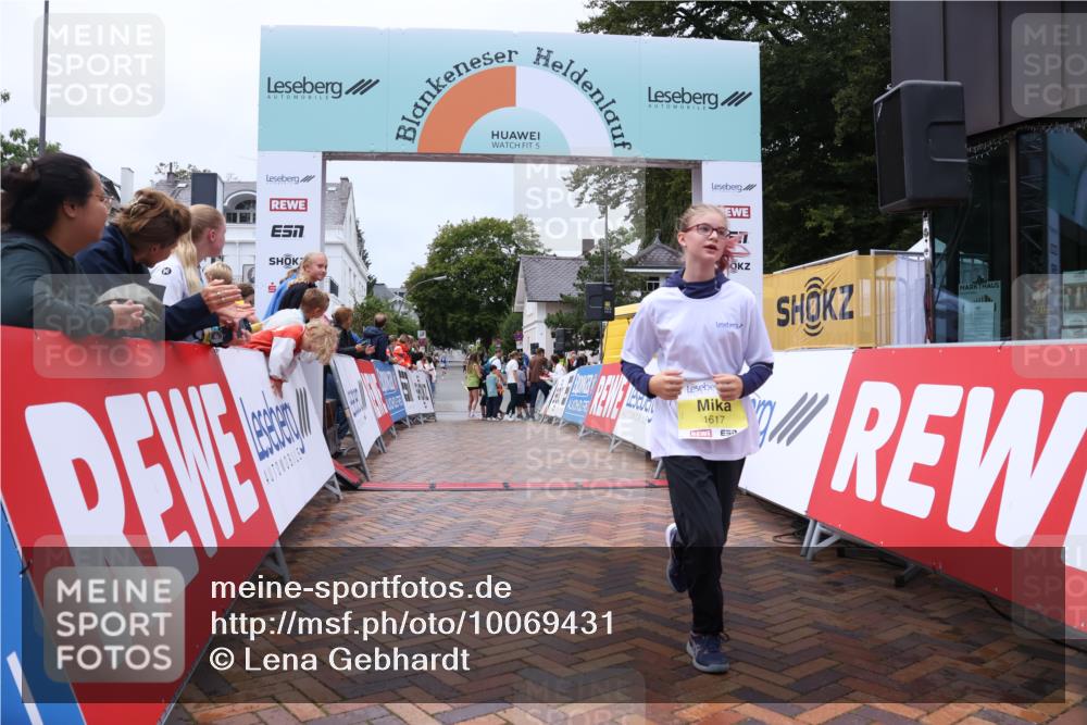 30.08.2026 - Blankeneser Heldenlauf Lena Gebhardt http://msf.ph/oto/10069431 30.08.2026 10:03:56 Ziel 1617 meine-sportfotos.de