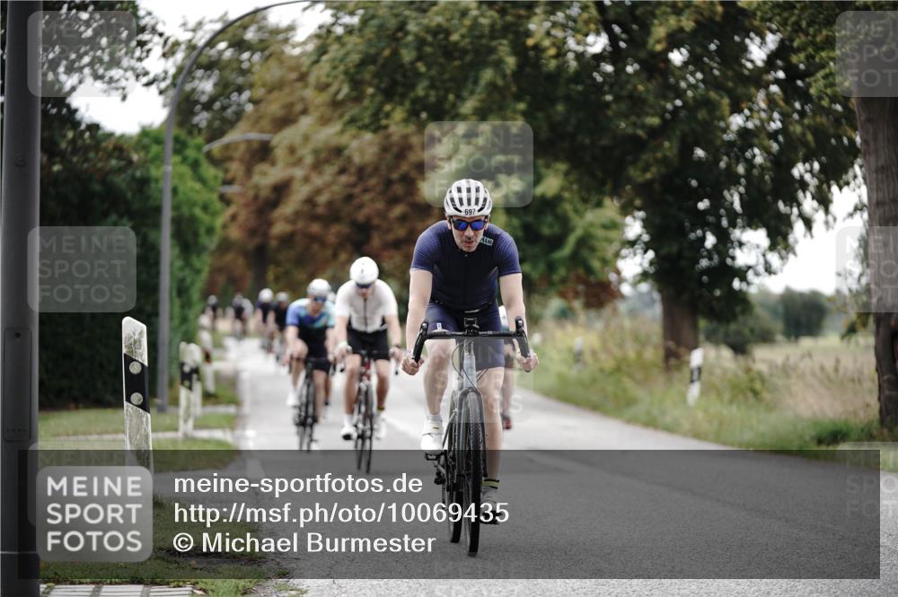 30.08.2026 - Elbe Triathlon Hamburg Michael Burmester http://msf.ph/oto/10069435 30.08.2026 09:42:20 Radfahren 357, 417, 503, 506, 605, 607, 613, 631, 665, 689, 697, 698 meine-sportfotos.de