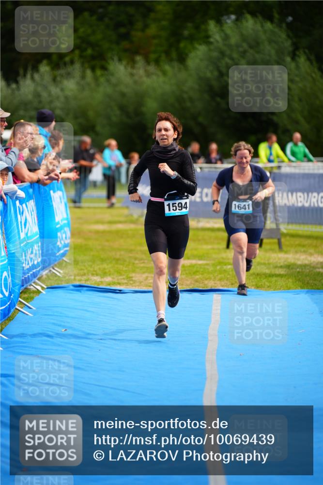 30.08.2026 - Elbe Triathlon Hamburg LAZAROV Photography http://msf.ph/oto/10069439 30.08.2026 12:38:36 Ziel 1594, 1641 meine-sportfotos.de