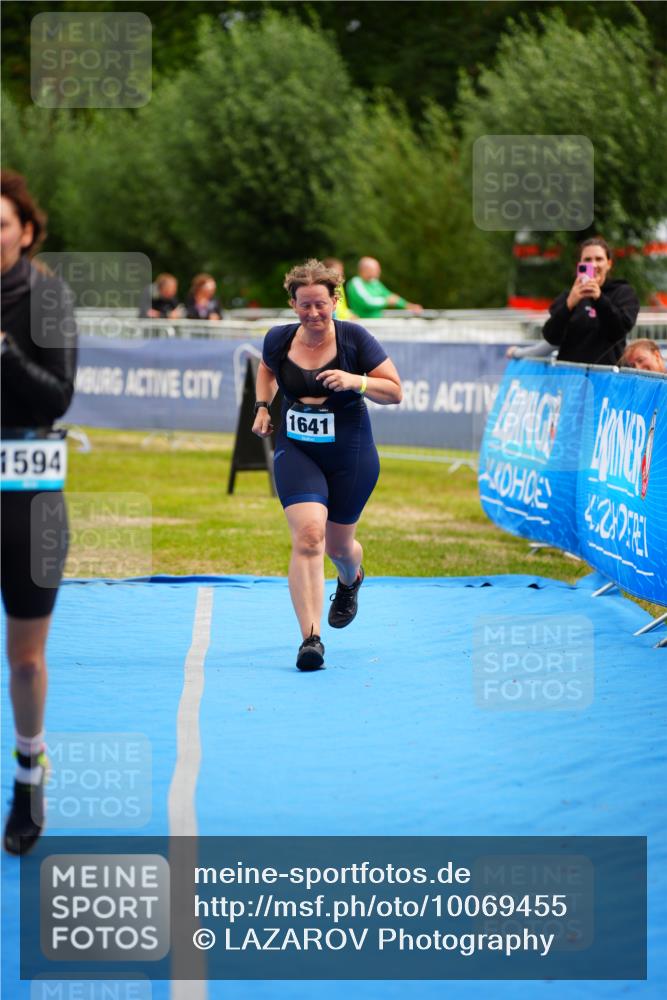 30.08.2026 - Elbe Triathlon Hamburg LAZAROV Photography http://msf.ph/oto/10069455 30.08.2026 12:38:37 Ziel 1594, 1641 meine-sportfotos.de
