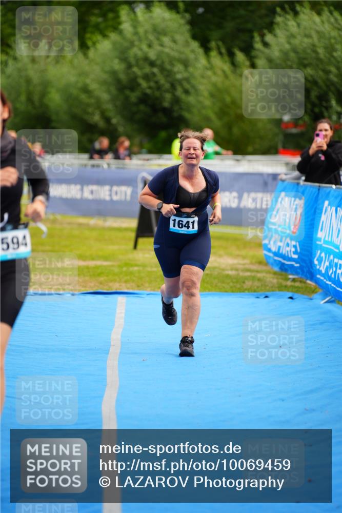 30.08.2026 - Elbe Triathlon Hamburg LAZAROV Photography http://msf.ph/oto/10069459 30.08.2026 12:38:37 Ziel 1594, 1641 meine-sportfotos.de