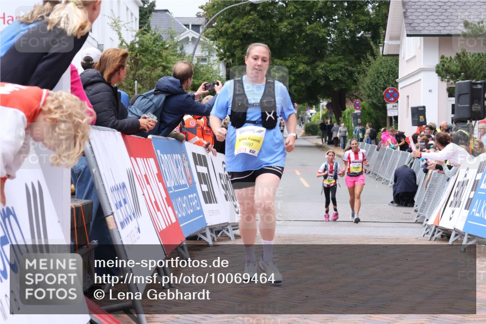 30.08.2026 - Blankeneser Heldenlauf Lena Gebhardt http://msf.ph/oto/10069464 30.08.2026 10:04:12 Ziel 1697 meine-sportfotos.de
