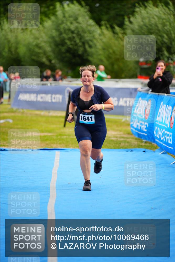 30.08.2026 - Elbe Triathlon Hamburg LAZAROV Photography http://msf.ph/oto/10069466 30.08.2026 12:38:38 Ziel 1594, 1641 meine-sportfotos.de