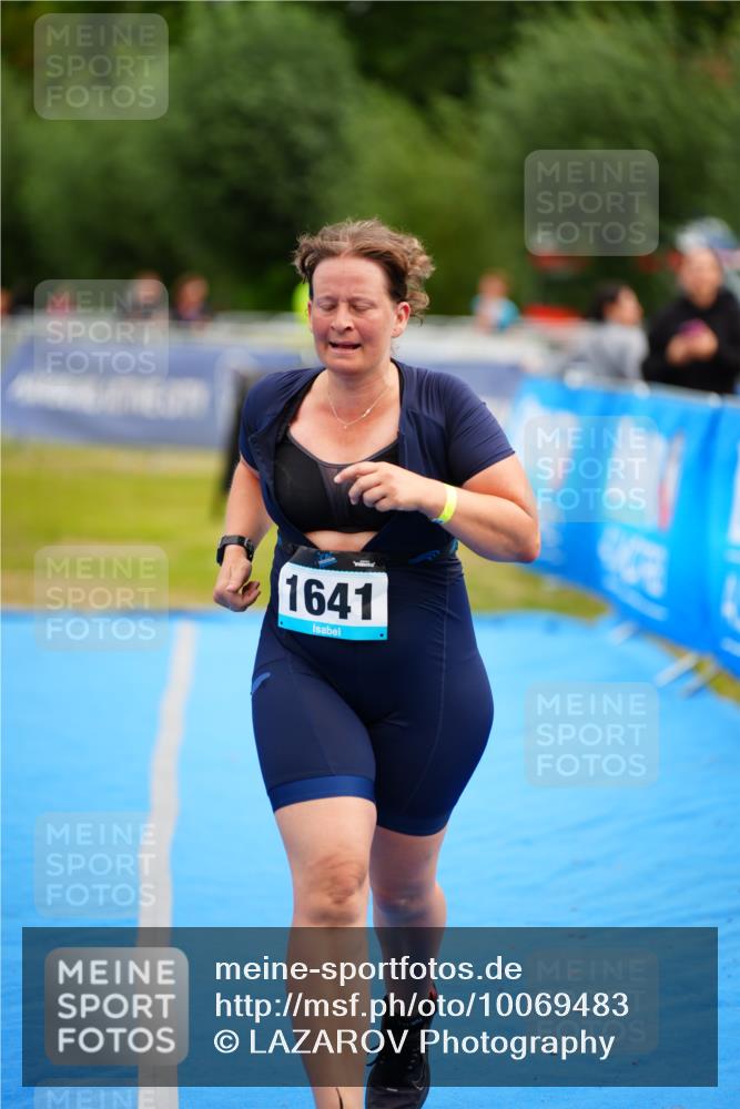 30.08.2026 - Elbe Triathlon Hamburg LAZAROV Photography http://msf.ph/oto/10069483 30.08.2026 12:38:40 Ziel 1594, 1641 meine-sportfotos.de