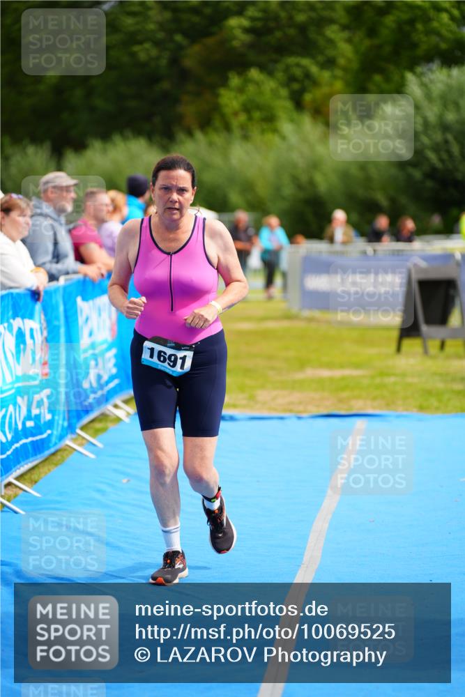 30.08.2026 - Elbe Triathlon Hamburg LAZAROV Photography http://msf.ph/oto/10069525 30.08.2026 12:39:45 Ziel 1691 meine-sportfotos.de