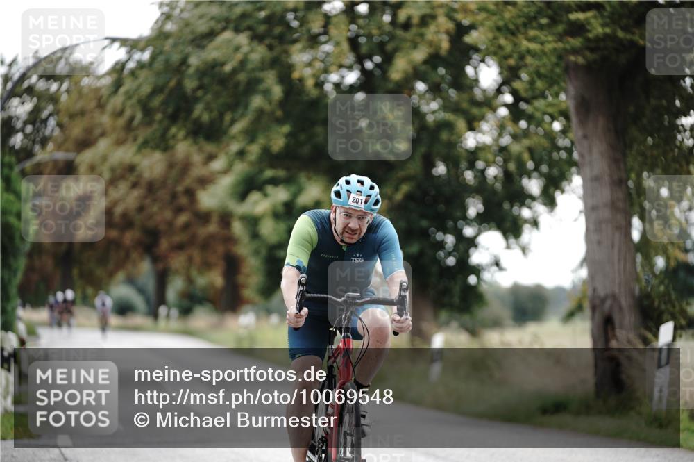 30.08.2026 - Elbe Triathlon Hamburg Michael Burmester http://msf.ph/oto/10069548 30.08.2026 09:43:12 Radfahren 201, 678 meine-sportfotos.de