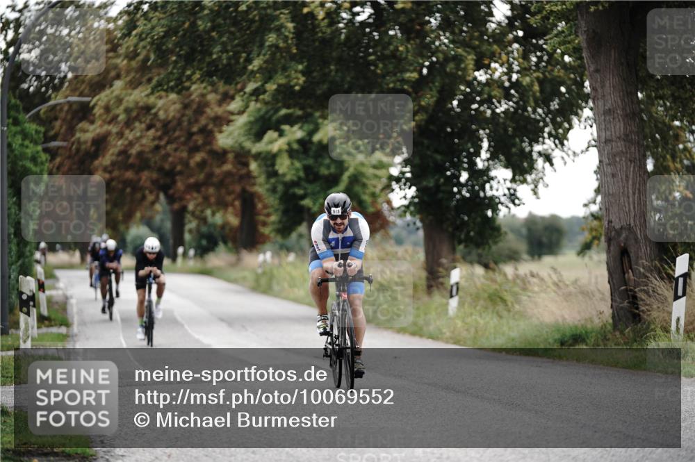 30.08.2026 - Elbe Triathlon Hamburg Michael Burmester http://msf.ph/oto/10069552 30.08.2026 09:43:19 Radfahren 290, 390, 481, 667, 678 meine-sportfotos.de