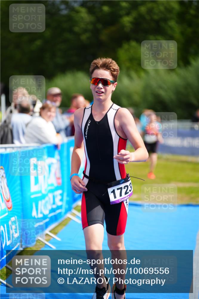 30.08.2026 - Elbe Triathlon Hamburg LAZAROV Photography http://msf.ph/oto/10069556 30.08.2026 12:39:59 Ziel 1677, 1723 meine-sportfotos.de
