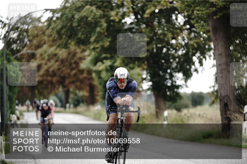 30.08.2026 - Elbe Triathlon Hamburg Michael Burmester http://msf.ph/oto/10069558 30.08.2026 09:43:23 Radfahren 290, 390, 481, 667, 780, 863 meine-sportfotos.de