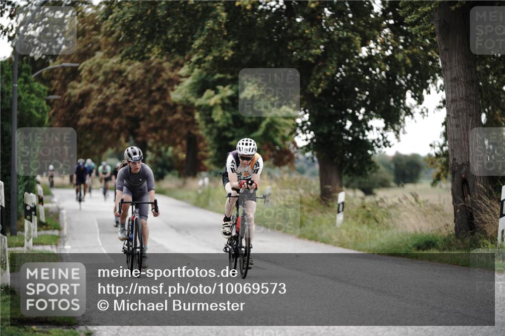30.08.2026 - Elbe Triathlon Hamburg Michael Burmester http://msf.ph/oto/10069573 30.08.2026 09:43:28 Radfahren 249, 290, 390, 624, 641, 647, 780, 863 meine-sportfotos.de
