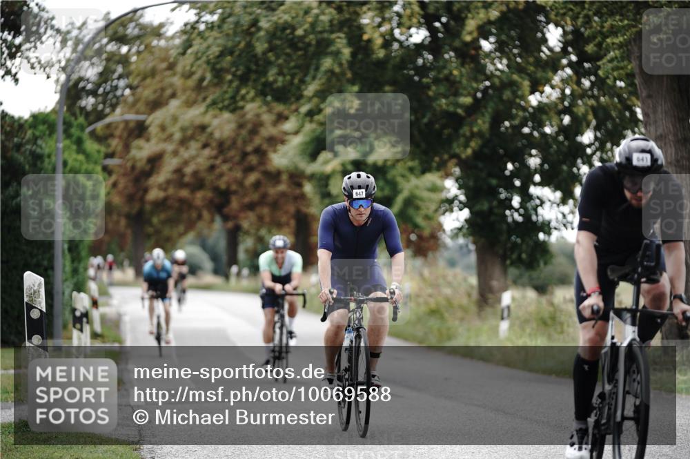 30.08.2026 - Elbe Triathlon Hamburg Michael Burmester http://msf.ph/oto/10069588 30.08.2026 09:43:33 Radfahren 249, 264, 624, 641, 647, 747 meine-sportfotos.de