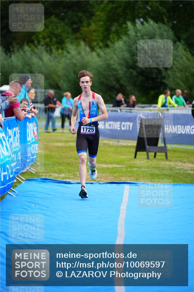 30.08.2026 - Elbe Triathlon Hamburg LAZAROV Photography http://msf.ph/oto/10069597 30.08.2026 12:40:21 Ziel 1725 meine-sportfotos.de