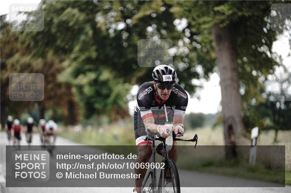 30.08.2026 - Elbe Triathlon Hamburg Michael Burmester http://msf.ph/oto/10069602 30.08.2026 09:43:43 Radfahren 315, 348, 374, 656, 722, 746, 799, 874 meine-sportfotos.de