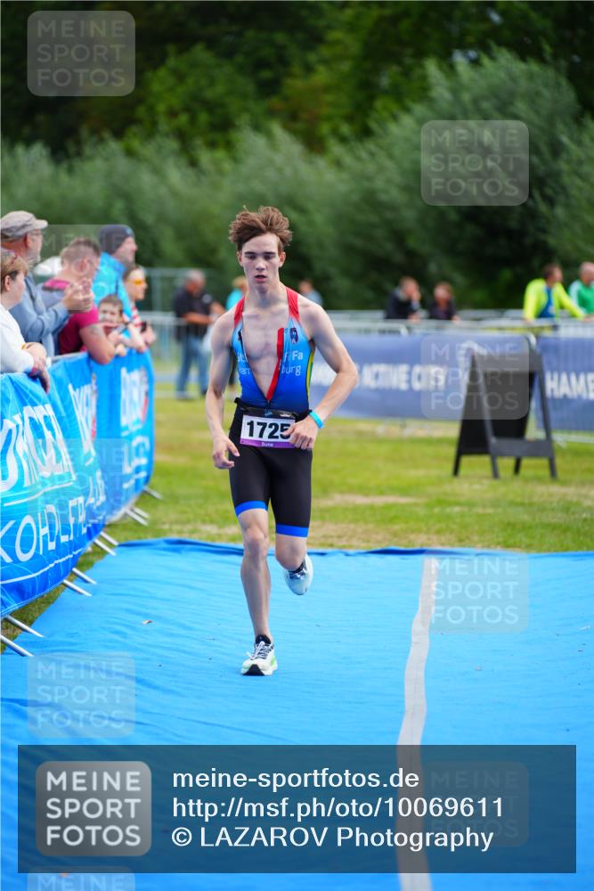 30.08.2026 - Elbe Triathlon Hamburg LAZAROV Photography http://msf.ph/oto/10069611 30.08.2026 12:40:22 Ziel 1725 meine-sportfotos.de