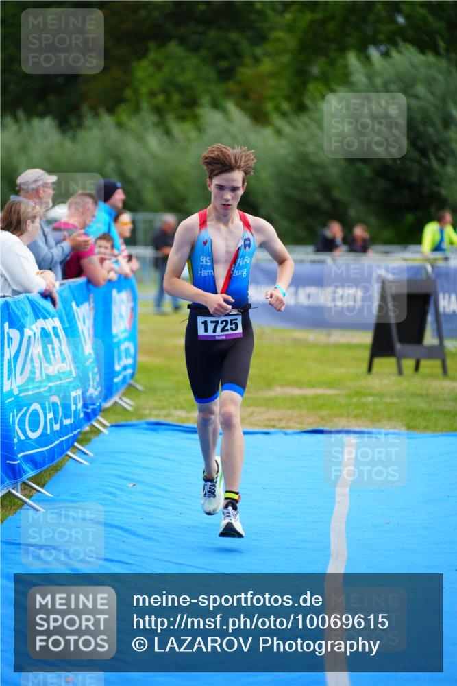 30.08.2026 - Elbe Triathlon Hamburg LAZAROV Photography http://msf.ph/oto/10069615 30.08.2026 12:40:22 Ziel 1725 meine-sportfotos.de