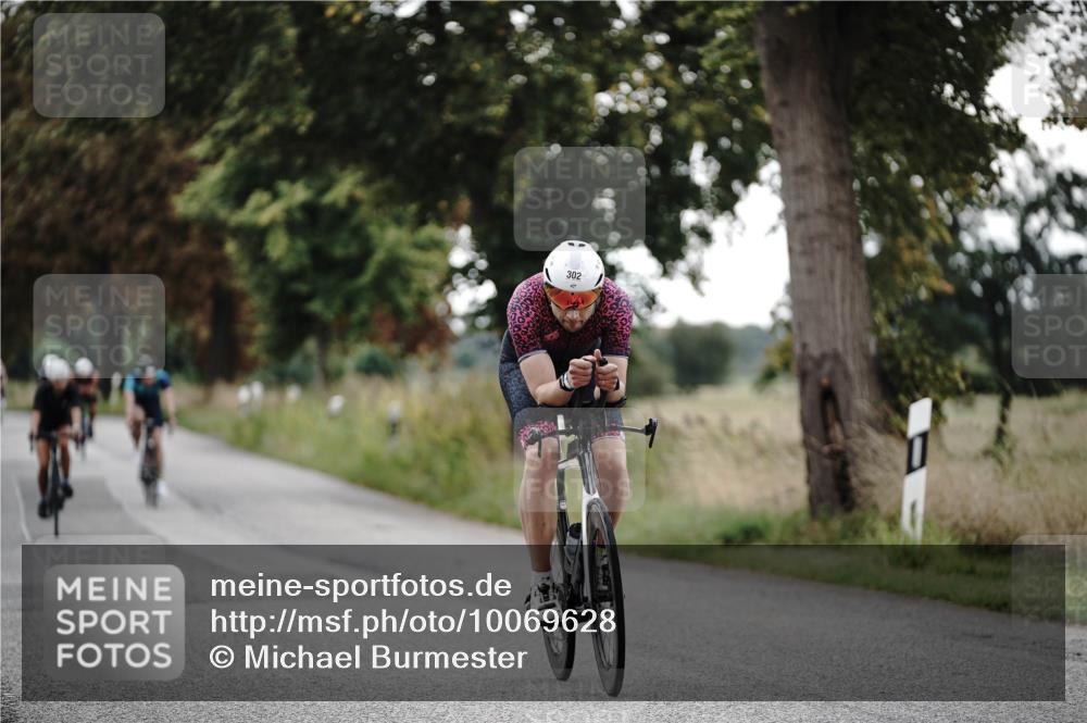 30.08.2026 - Elbe Triathlon Hamburg Michael Burmester http://msf.ph/oto/10069628 30.08.2026 09:44:02 Radfahren 302, 380, 393, 433, 638, 728, 879, 950 meine-sportfotos.de