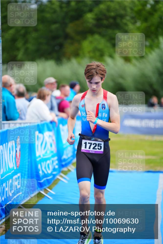 30.08.2026 - Elbe Triathlon Hamburg LAZAROV Photography http://msf.ph/oto/10069630 30.08.2026 12:40:23 Ziel 1725 meine-sportfotos.de