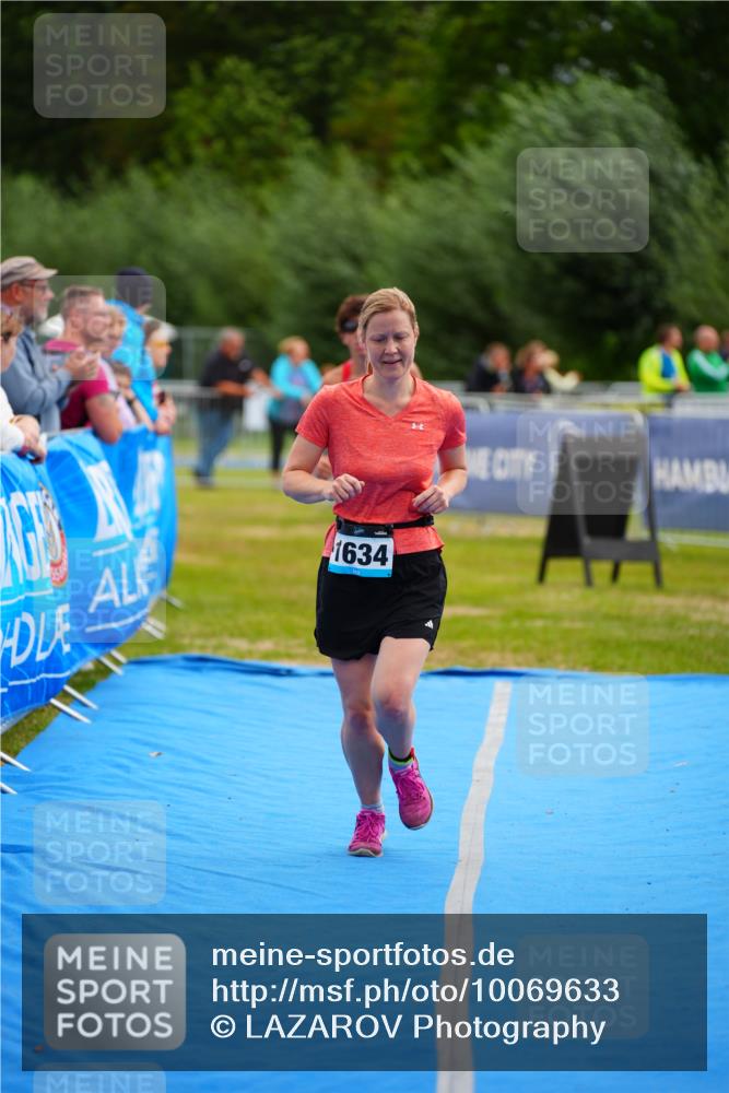 30.08.2026 - Elbe Triathlon Hamburg LAZAROV Photography http://msf.ph/oto/10069633 30.08.2026 12:40:34 Ziel 1634, 1739 meine-sportfotos.de