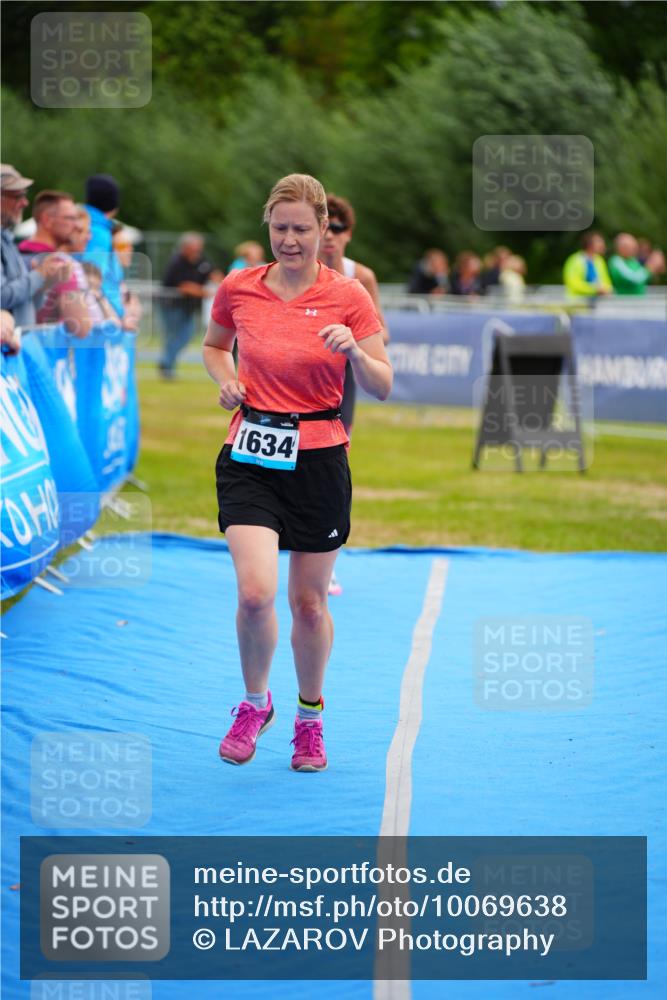 30.08.2026 - Elbe Triathlon Hamburg LAZAROV Photography http://msf.ph/oto/10069638 30.08.2026 12:40:35 Ziel 1634, 1739 meine-sportfotos.de