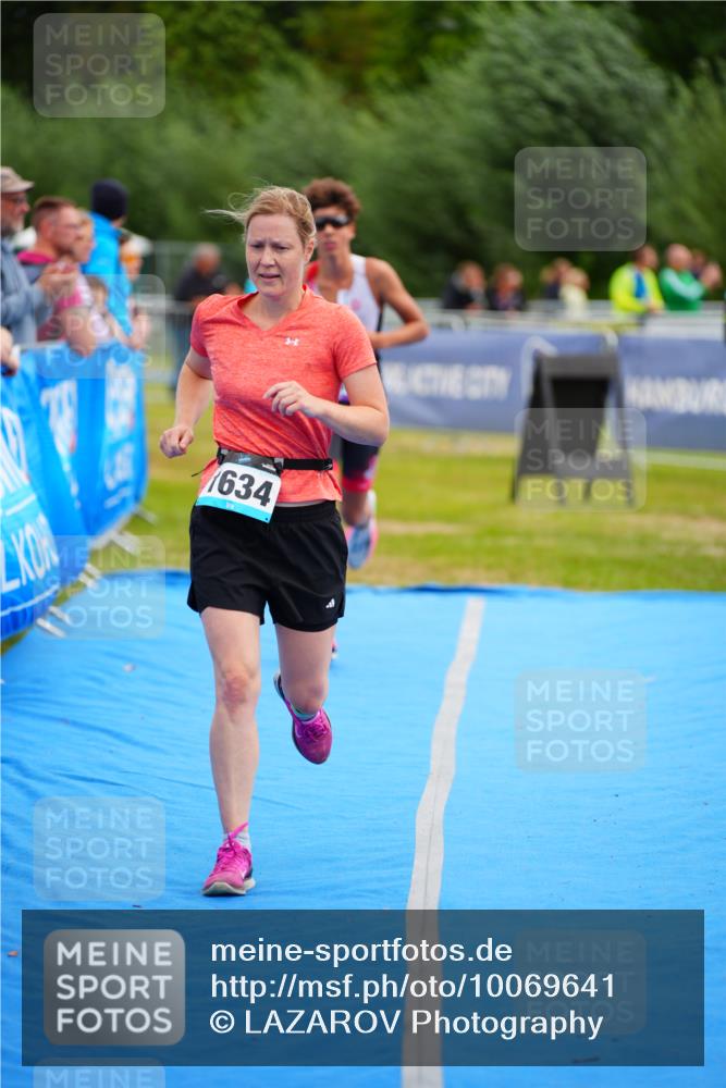 30.08.2026 - Elbe Triathlon Hamburg LAZAROV Photography http://msf.ph/oto/10069641 30.08.2026 12:40:35 Ziel 1634, 1739 meine-sportfotos.de