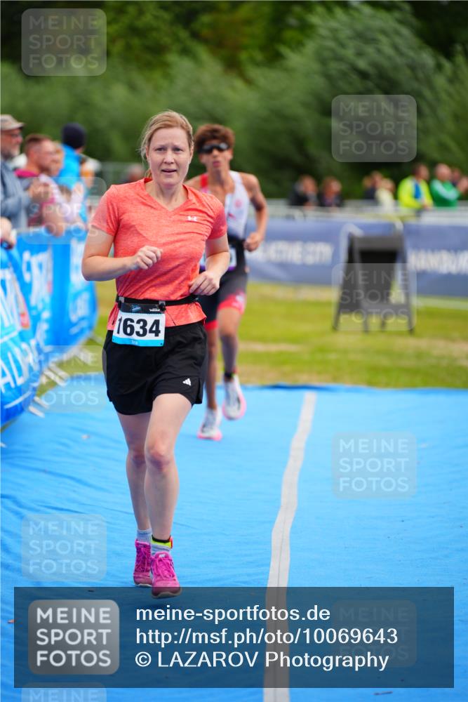 30.08.2026 - Elbe Triathlon Hamburg LAZAROV Photography http://msf.ph/oto/10069643 30.08.2026 12:40:35 Ziel 1634, 1739 meine-sportfotos.de