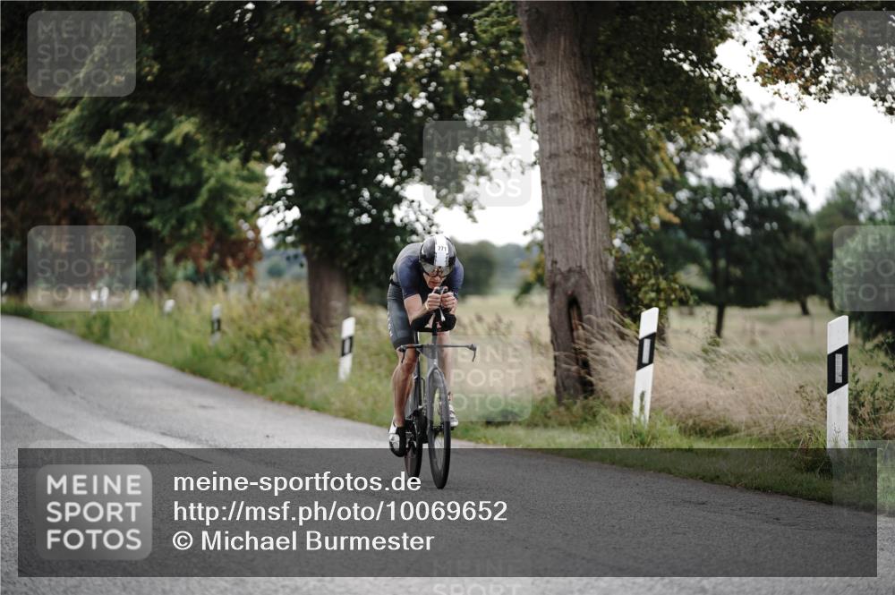 30.08.2026 - Elbe Triathlon Hamburg Michael Burmester http://msf.ph/oto/10069652 30.08.2026 09:44:12 Radfahren 335, 380, 556, 771, 831, 866 meine-sportfotos.de