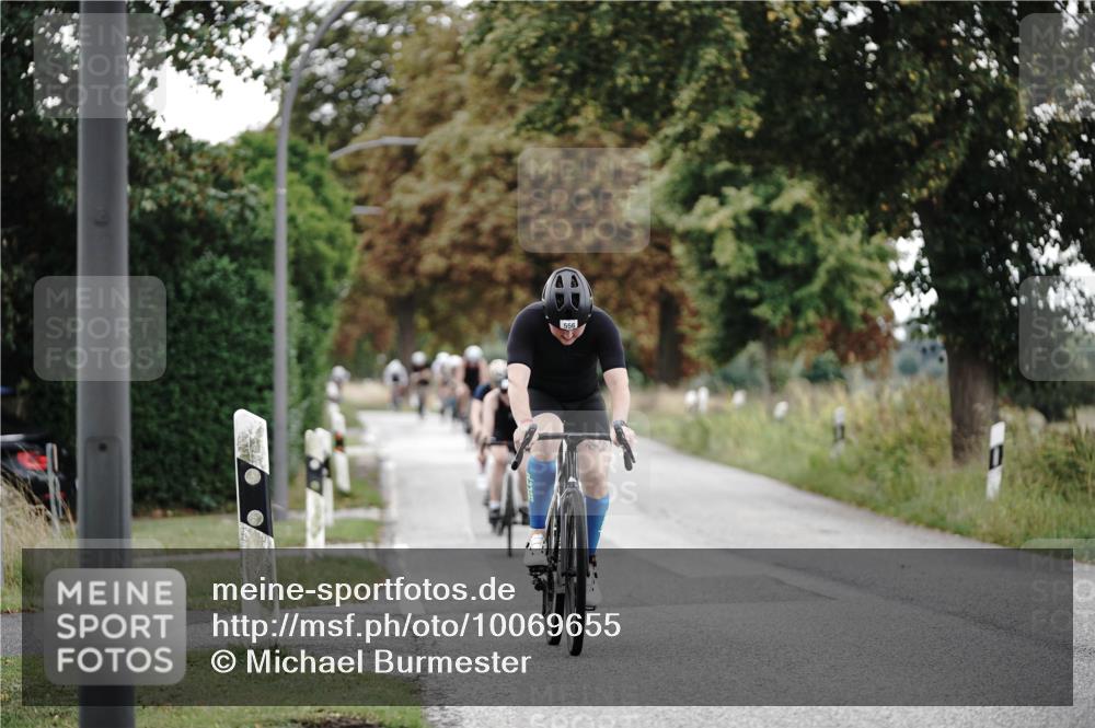 30.08.2026 - Elbe Triathlon Hamburg Michael Burmester http://msf.ph/oto/10069655 30.08.2026 09:44:14 Radfahren 335, 556, 752, 771, 831, 866 meine-sportfotos.de