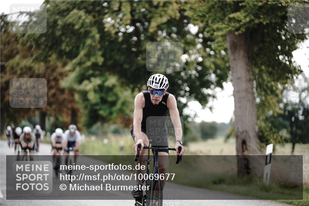 30.08.2026 - Elbe Triathlon Hamburg Michael Burmester http://msf.ph/oto/10069677 30.08.2026 09:44:20 Radfahren 248, 317, 367, 394, 750, 752, 779, 866 meine-sportfotos.de