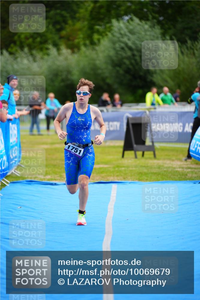 30.08.2026 - Elbe Triathlon Hamburg LAZAROV Photography http://msf.ph/oto/10069679 30.08.2026 12:40:48 Ziel 1751 meine-sportfotos.de