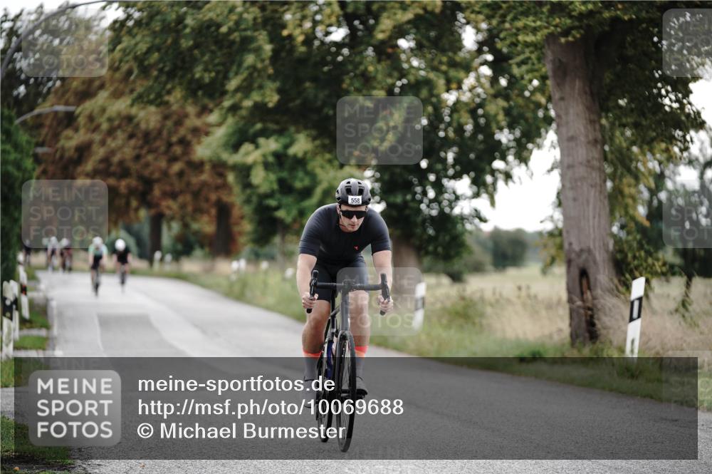 30.08.2026 - Elbe Triathlon Hamburg Michael Burmester http://msf.ph/oto/10069688 30.08.2026 09:44:29 Radfahren 367, 558, 618, 826 meine-sportfotos.de