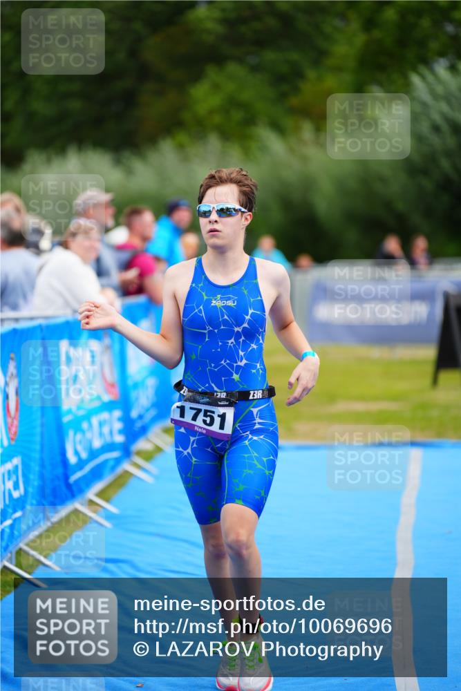 30.08.2026 - Elbe Triathlon Hamburg LAZAROV Photography http://msf.ph/oto/10069696 30.08.2026 12:40:49 Ziel 1751 meine-sportfotos.de