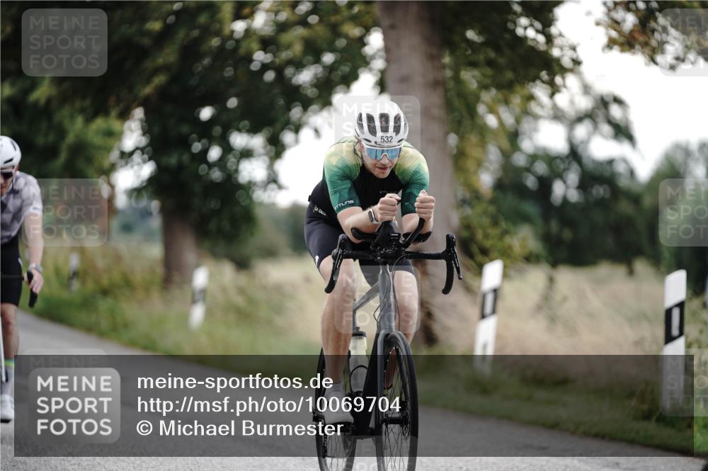 30.08.2026 - Elbe Triathlon Hamburg Michael Burmester http://msf.ph/oto/10069704 30.08.2026 09:44:40 Radfahren 292, 430, 475, 532, 635, 848 meine-sportfotos.de