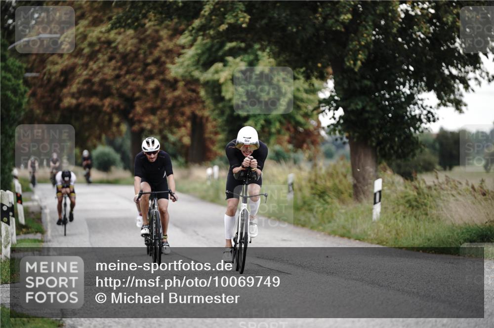 30.08.2026 - Elbe Triathlon Hamburg Michael Burmester http://msf.ph/oto/10069749 30.08.2026 09:45:01 Radfahren 274, 452, 495, 664, 769 meine-sportfotos.de