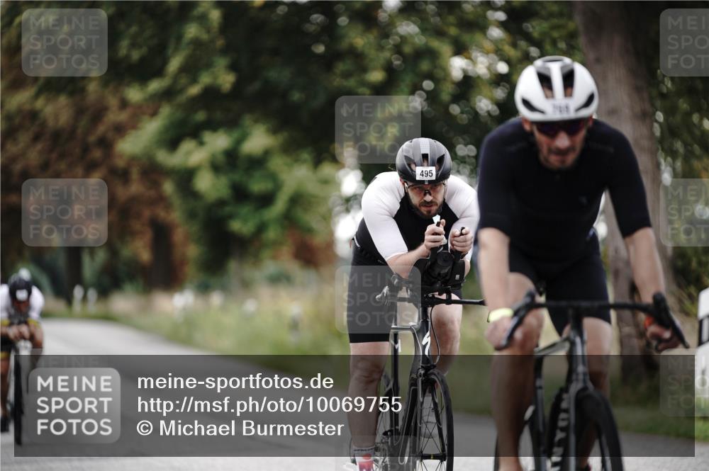30.08.2026 - Elbe Triathlon Hamburg Michael Burmester http://msf.ph/oto/10069755 30.08.2026 09:45:04 Radfahren 274, 495, 664, 769, 798 meine-sportfotos.de