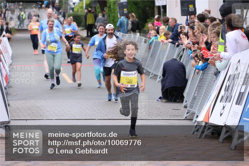 30.08.2026 - Blankeneser Heldenlauf Lena Gebhardt http://msf.ph/oto/10069776 30.08.2026 10:05:15 Ziel 1053, 1692, 1802 meine-sportfotos.de